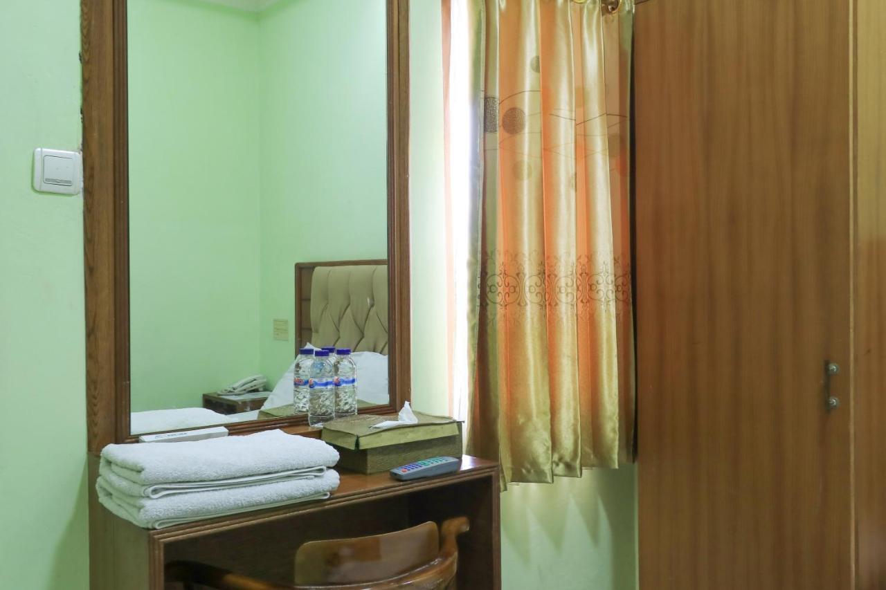 Hotel Prisma Sidoarjo Dış mekan fotoğraf